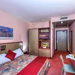 غوته تورين إيربورت 4*