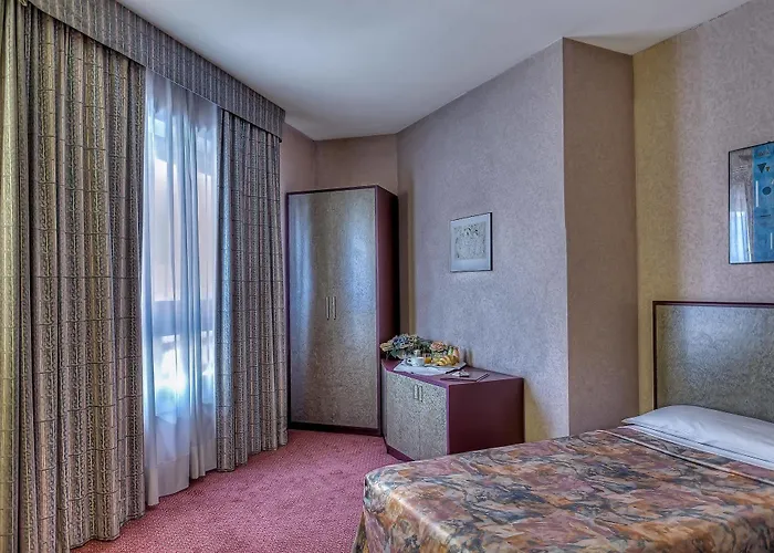 Hotel Gotha Turin Airport 4*