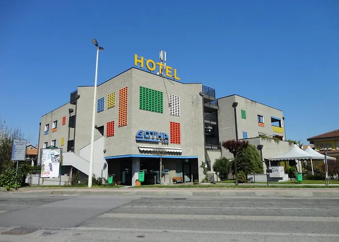 Hotel Gotha Turin Airport 4*