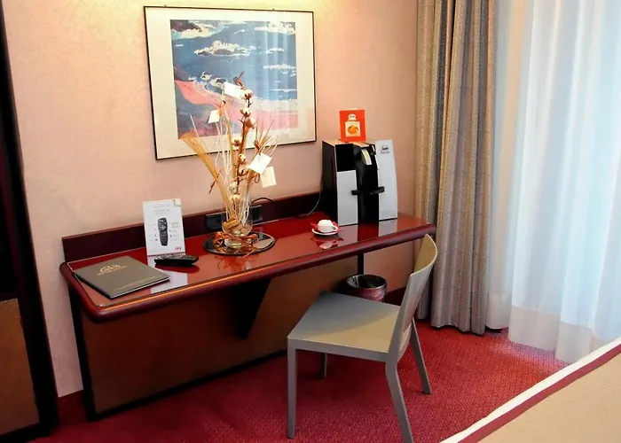 Hotel Gotha Turin Airport 4*